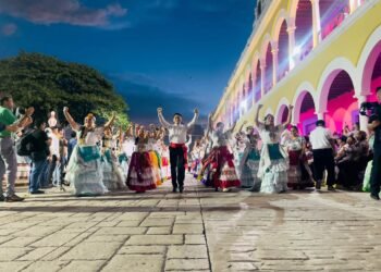 ¿Qué pasó en las calles del Centro Histórico? Música y tradición tomaron la ciudad