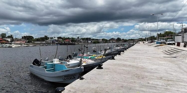 ¡Atención, pescadores! Cierran cuatro puertos a embarcaciones menores
