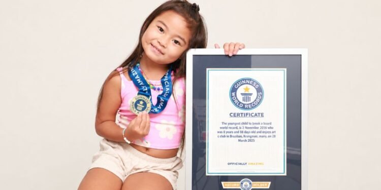 ¡Apenas tiene seis! Niña japonesa rompe récord Guinness como DJ
