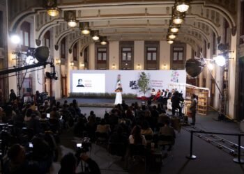 ¿Adiós a los contenidos violentos para menores? Sheinbaum firma decreto