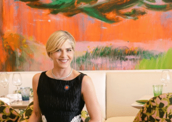 ¿Qué ocurrió durante el vuelo? Selma Blair es detenida tras un altercado con la tripulación