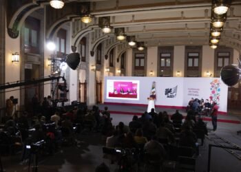 ¿Quién autorizó la academia policial de EU en Querétaro? Sheinbaum pide explicaciones